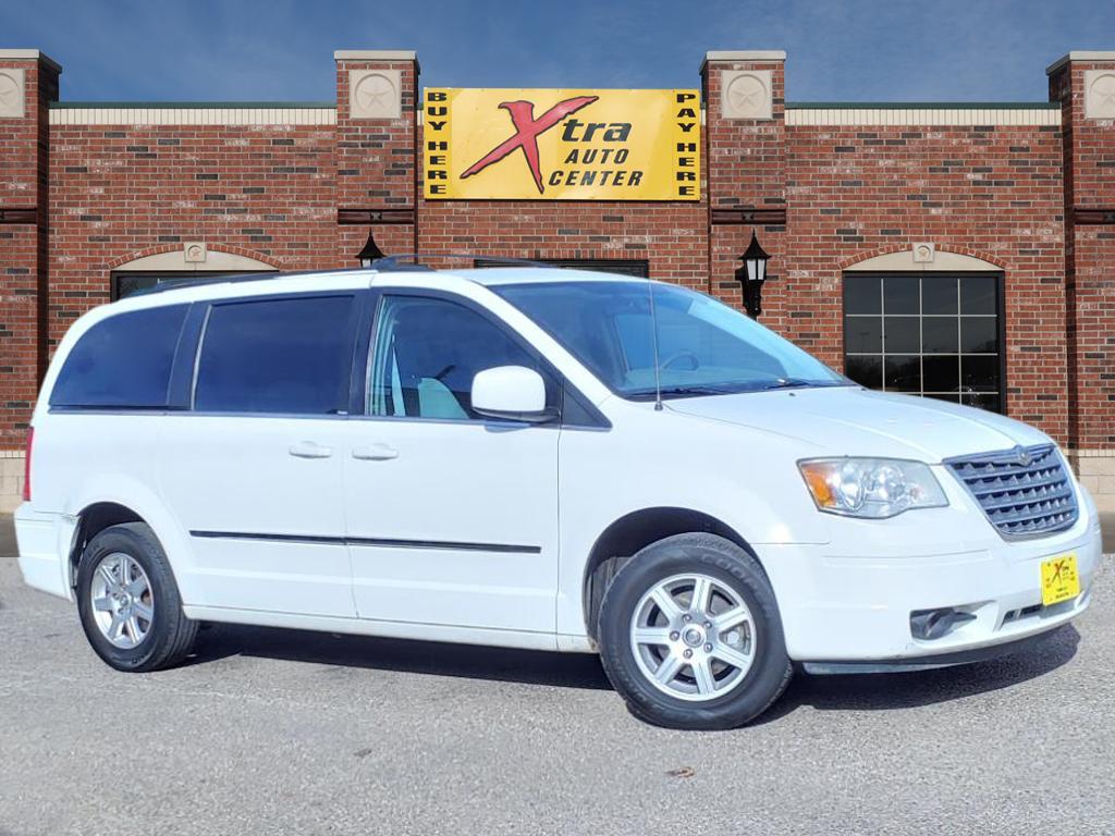 2010 Chrysler Town &amp; Country - 2A4RR5D1XAR310414 - Image #1