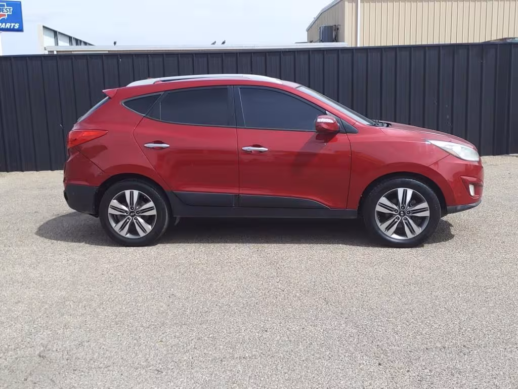 2014 Hyundai Tucson - KM8JUCAG2EU849046 - Image #2
