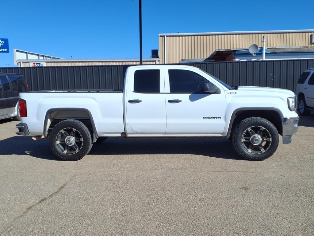 2017 GMC Sierra 1500 - 1GTV2LECXHZ239163 - Image #3